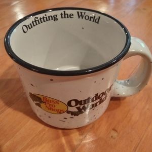 Bass Pro Shops Outdoor World Whitetail